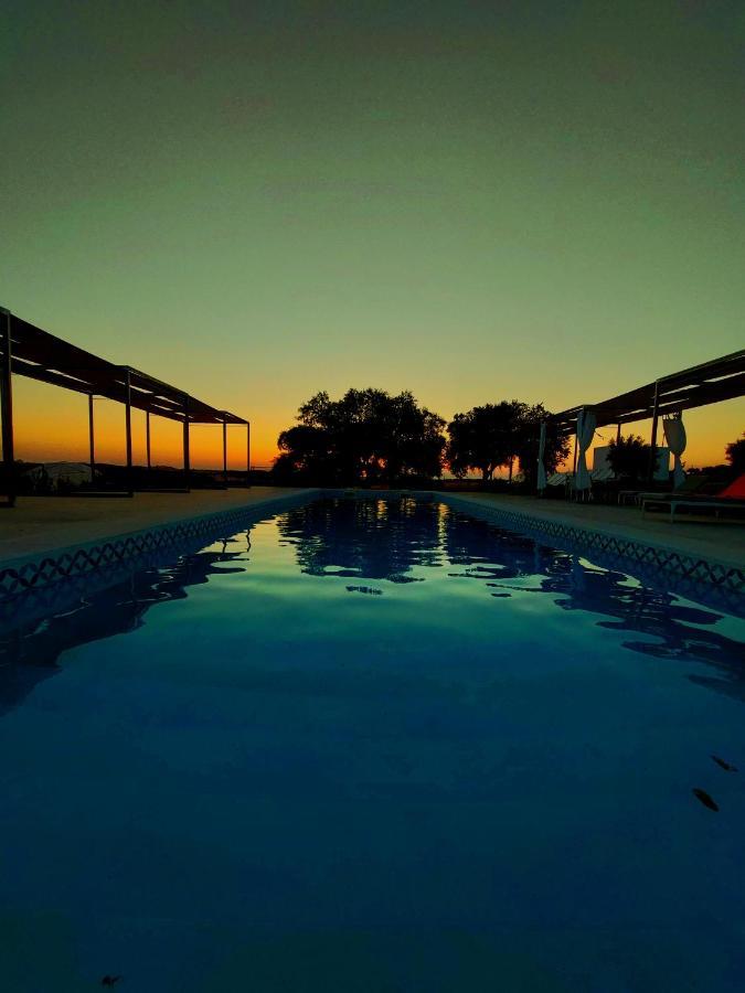 Glamping Skies - Adults Only เอสเตรมอซ ภายนอก รูปภาพ