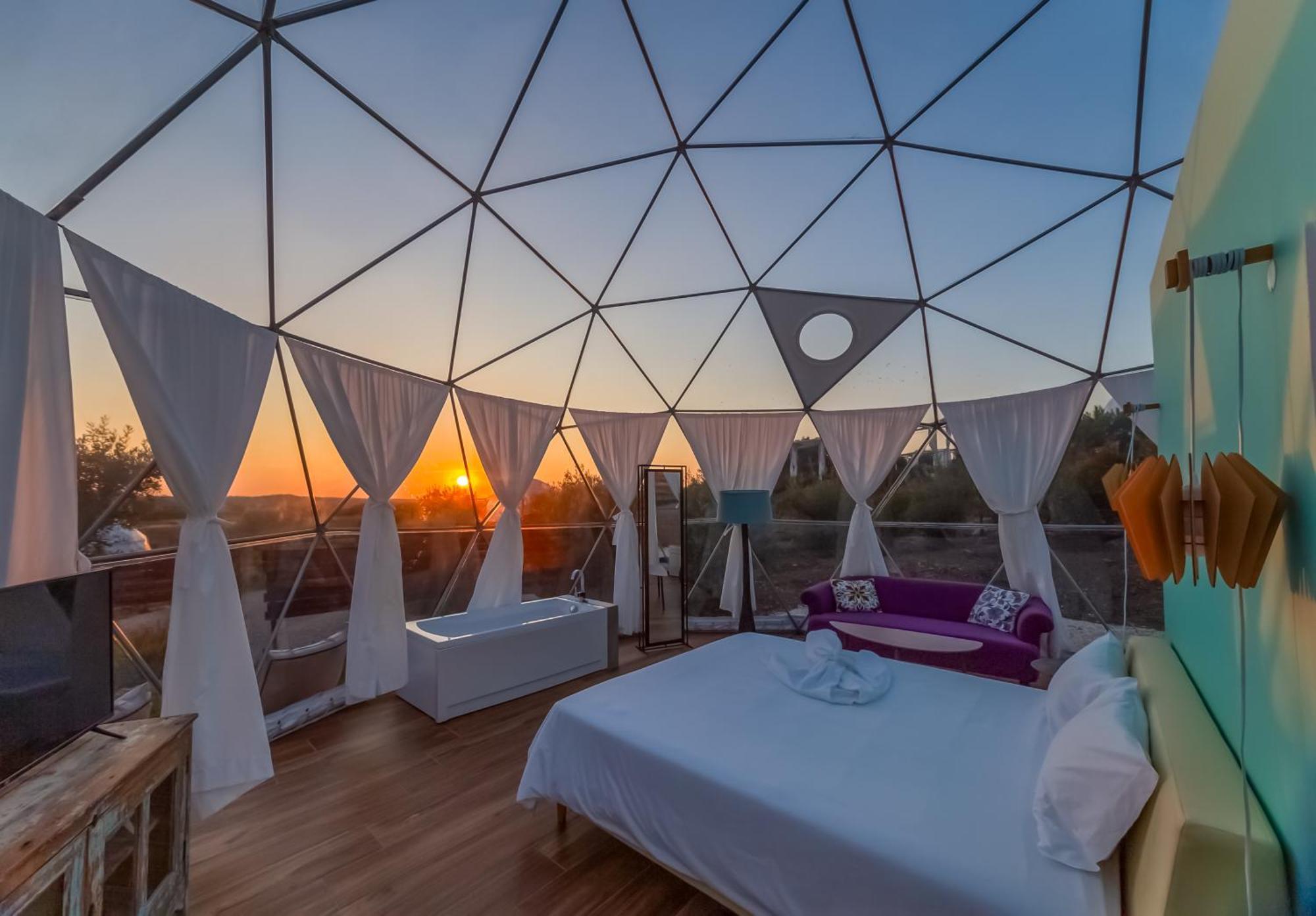 Glamping Skies - Adults Only เอสเตรมอซ ภายนอก รูปภาพ